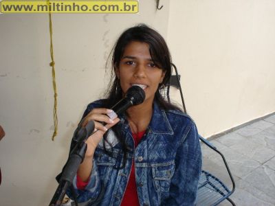 Foto - 2004-Tati_cantando.jpg